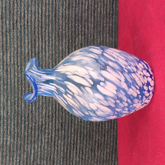 Vintage Hand Blown Blue And White Bud Vase 6.5" Tall - Picture 4 of 8